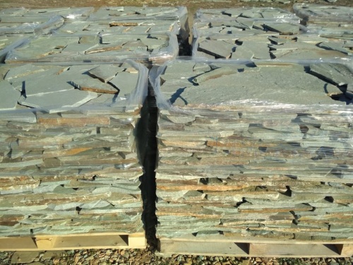 Плитняк златолит зелёный для цоколя, отмостки купить в Ивделе