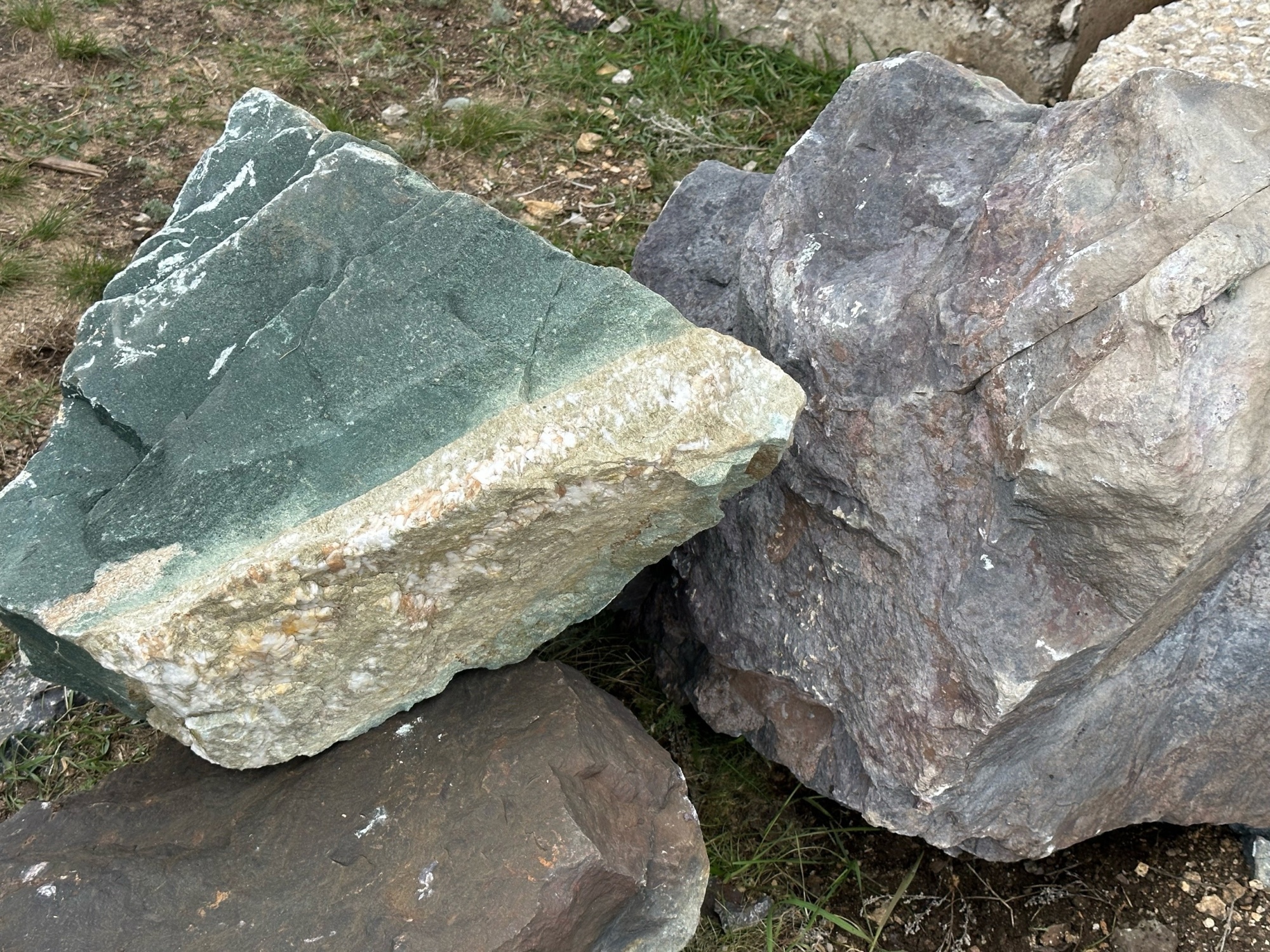 Камни для ландшафтного дизайна зелёные 10-60 килограмм купить в Ивделе