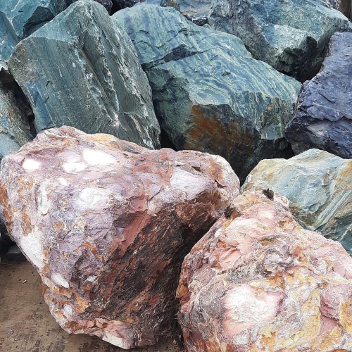 Ландшафтные глыбы красно-фиолетовые 200-1000 килограмм купить в Ивделе