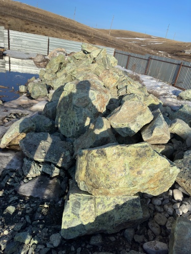 Камни для ландшафтного дизайна зелёные 10-60 килограмм купить в Ивделе