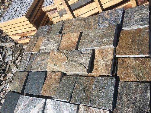 Плитка пилёная златолит Уральский для цоколя, отмостки купить в Ивделе