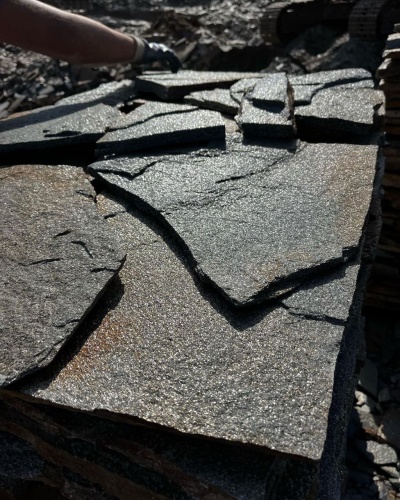 Плитняк златолит серебристый для фасада купить в Ивделе